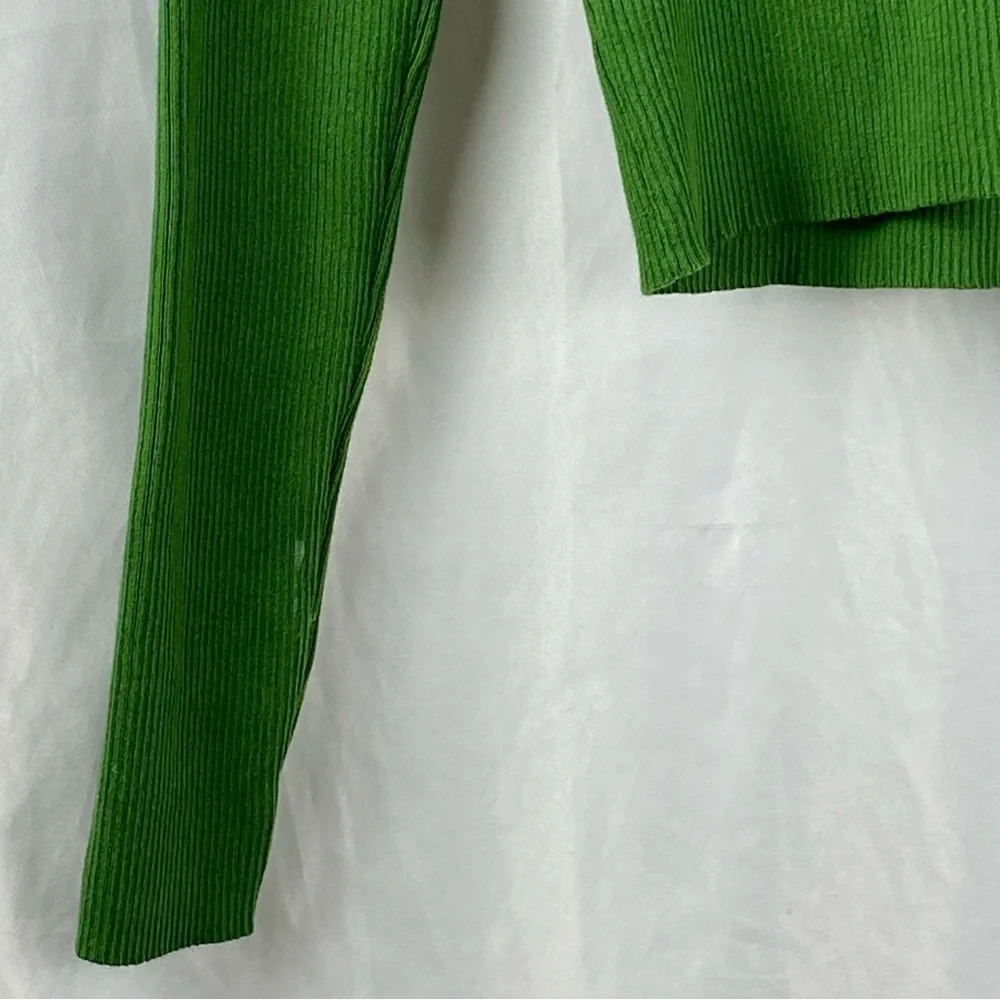 Forever 21 Women’s Green Ribbed Long Sleeve Cropped Sweater Cardigan Top Medium